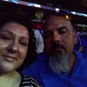 Meet your Posher, Dalia